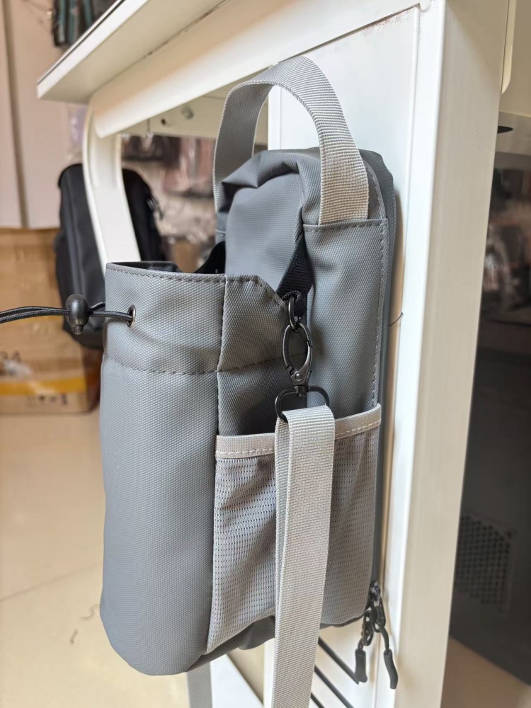 Magnetic Tank Bag - Bolsa magnética para botella de agua